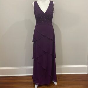 Long V-Neck Chiffon Layered Beaded Formal Dress Size 2